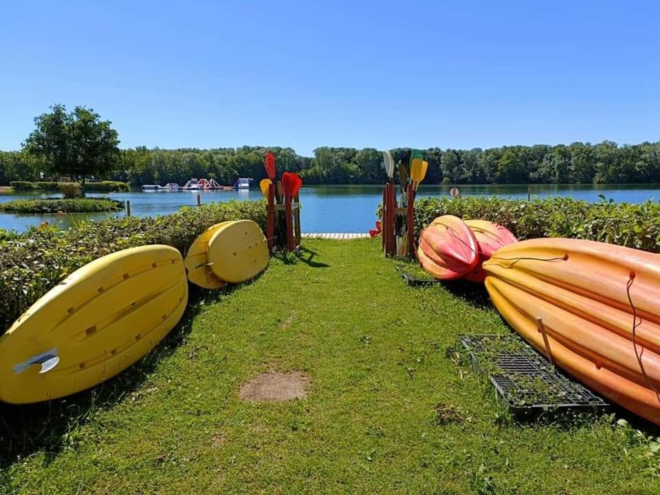 Вилла Les Fontaines Laives Экстерьер фото