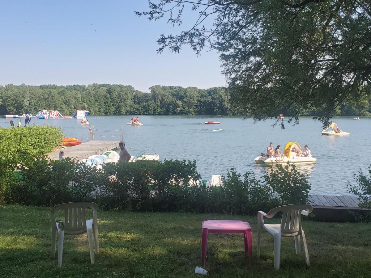 Вилла Les Fontaines Laives Экстерьер фото